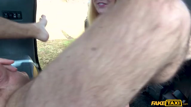 FakeHub_-_FakeTaxi_presents_Amber_Deen_in_Hot_blonde_loves_to_give_rimjobs_-_25.04.2018.mp4.00006.jpg