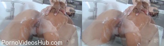 Inthecrack_presents_1398_Demi_Lopez_in_Rinse_and_Shine_-_3D_-_18.04.2018.mp4.00012.jpg