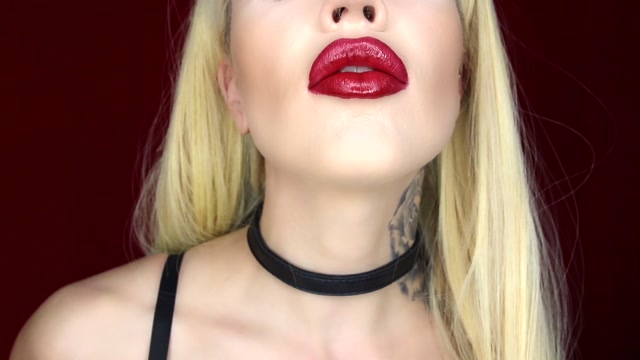 Harley_LaVey_in_Show_Me_YOUR_Devotion_.mp4.00009.jpg