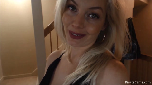 ManyVids_Webcams_Video_presents_Girl_Missbehavin26_in_1_hour_Mothers_BIRTHDAY_pur-SUIT.mp4.00008.jpg
