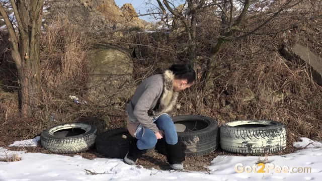 Watch Free Porno Online – Public Pissing Got2pee among tyres (MP4, FullHD, 1920×1080)