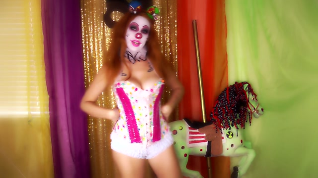 Kitzis_Clown_Fetish_-_Circus_Queen_JOI.mp4.00003.jpg