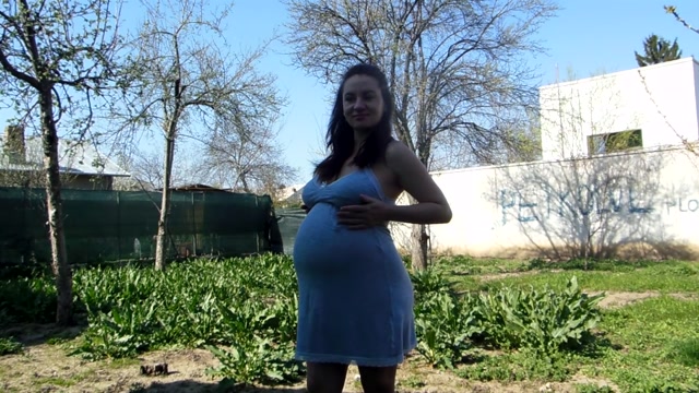 Elisha4ubbb_-_33_Weeks_Pregnant_Hd_Quotbackyard_Funquot.mp4.00004.jpg