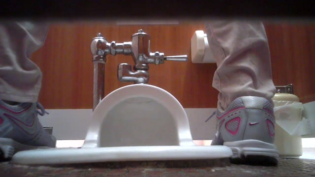 digi-tents_toilet_23_-_15315389.mp4.00010.jpg