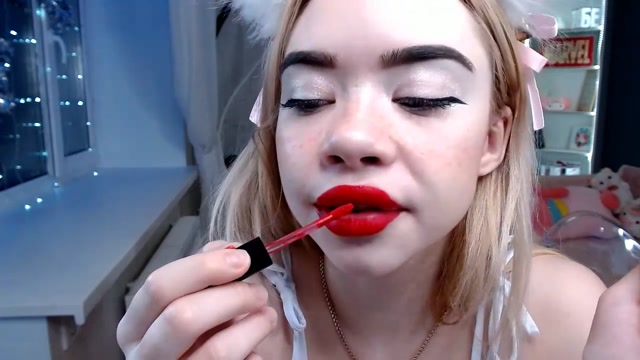 MiaMelon_-_Red_Lips_Fetsih.mp4.00000.jpg