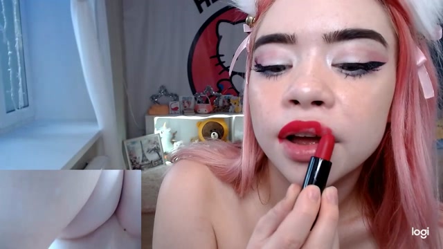 MiaMelon_-_Red_Lipstick_On.mp4.00005.jpg