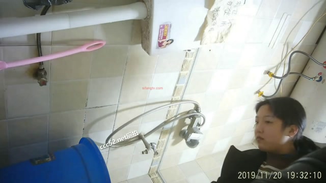 Toilet_for_flushing_with_Asia_1_-_15319520.mp4.00011.jpg