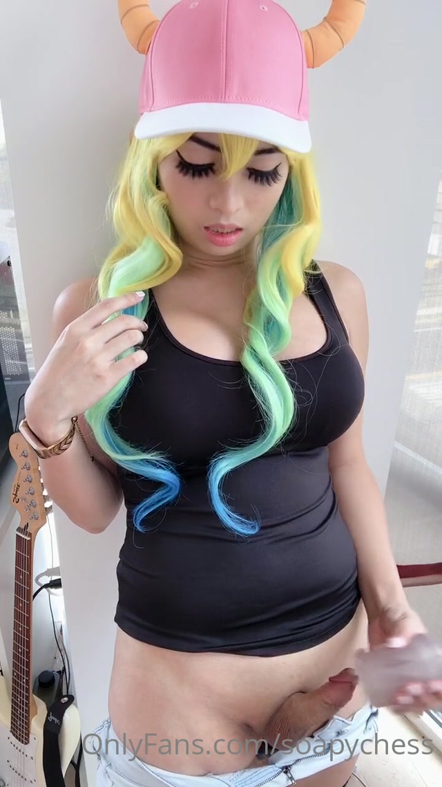 soapychess_12-06-2020_Lucoa_cosplay_this_week.mp4.00010.jpg