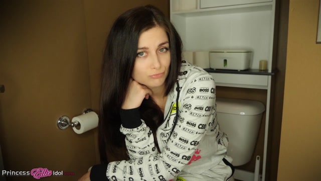 My_Little_Princess_Ellie_in_TINKLE_PLAY_FOR_A_DESPERATE_WANNABE_TOILET_SLAVE_-_ELLIE_IDOL____40.99__Premium_user_request_.mp4.00004.jpg