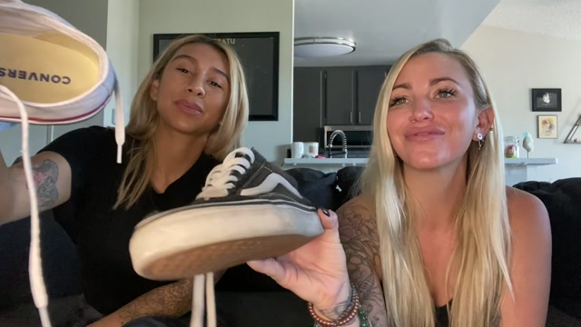 Empress Amora - Sweaty Sneaker Worship w_ Sorceress Bebe 00009