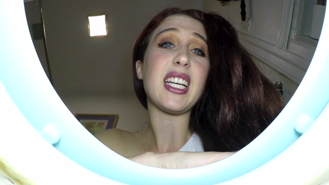 Luna Lain - My Little Toilet Slave 00008