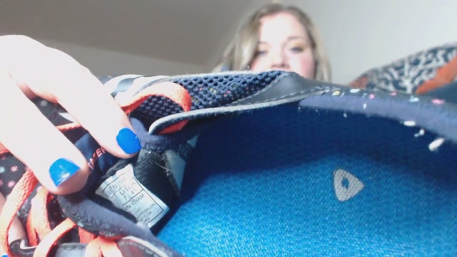 Goddess Lisa Lux - Worshiping My Gym Shoes and Socks 00015