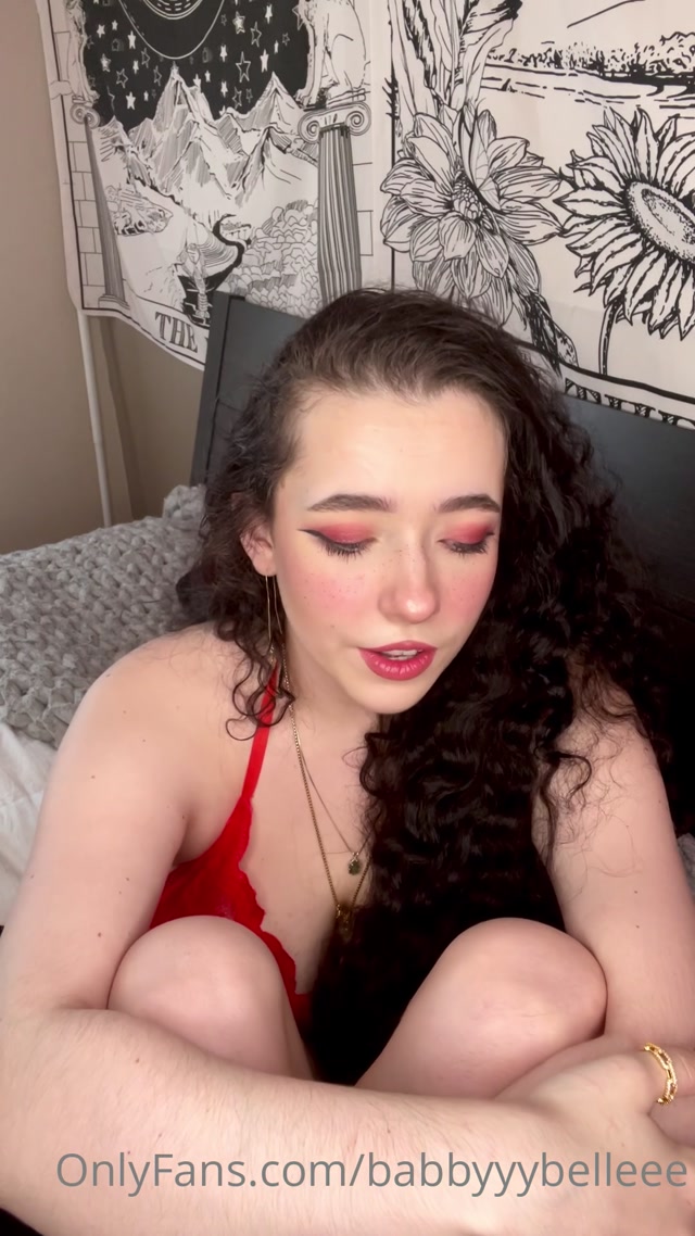 Baby belle - You were late so i tell you to watch while i masturbate and suck my toes_963 (@babbyyybelleee) (11.07.2021) 00001
