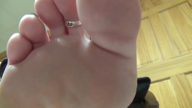 Feet girl - Loser for my pretty feet 00011