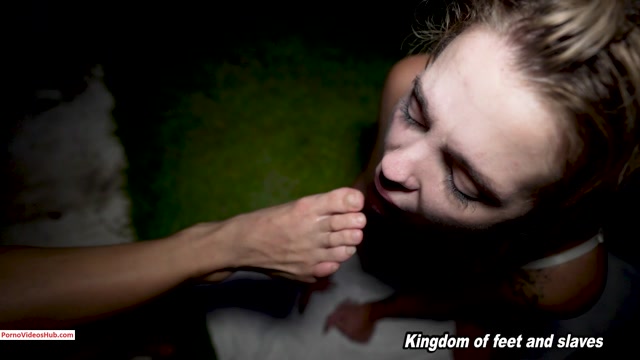 Kingdom of feet and slaves – Mistress Leona clumsy bitch part 3 – $17.99 (Premium user request) 00007