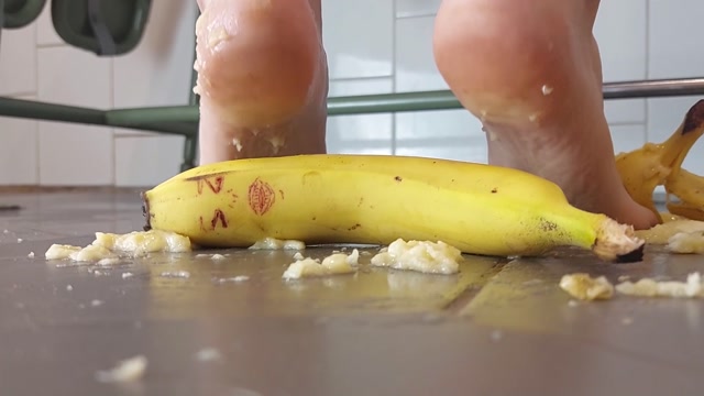 I Crush Bananas Like Your Dick – DIRTY PRIEST 00005