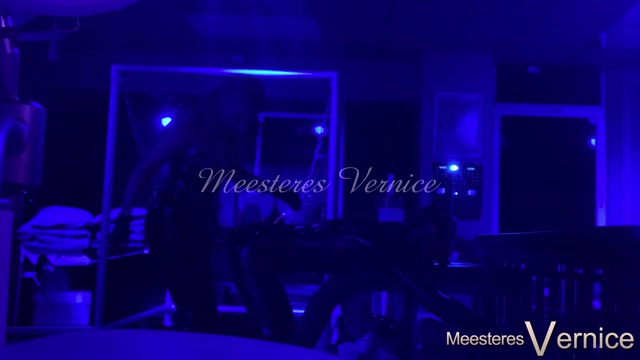Mistress Vernice - Strap-On Session 00013