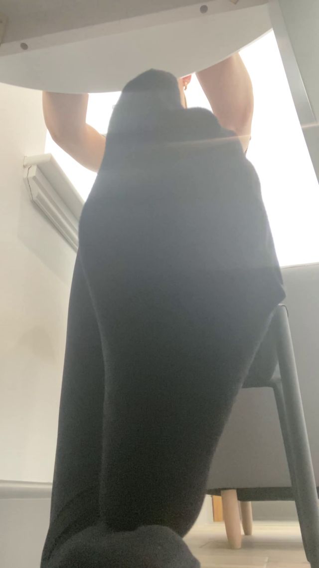 GoddessSarahNE POV your hiding under my desk at work 00002