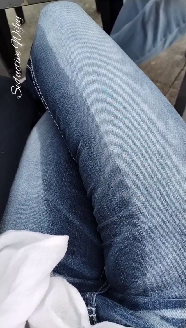 SeductiveWifey River walk jeans pe & re wetting at Cafe 00011