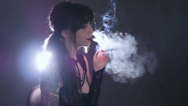 Dani Lynn - Smoking Marlboro Golds In Thigh High 00011