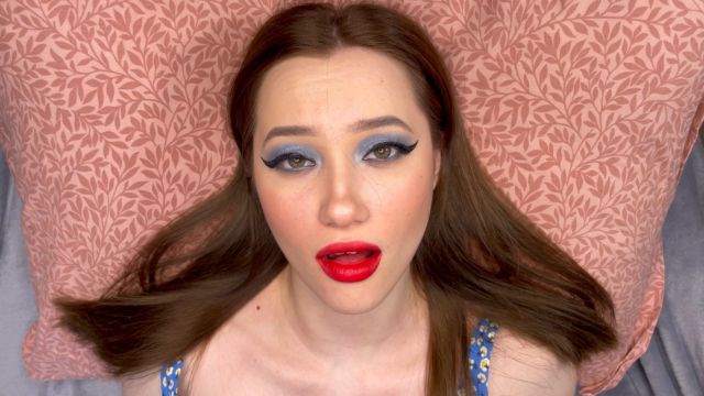 Babyheavanian - Blue eye shaddow red lipstick face fetish 00003